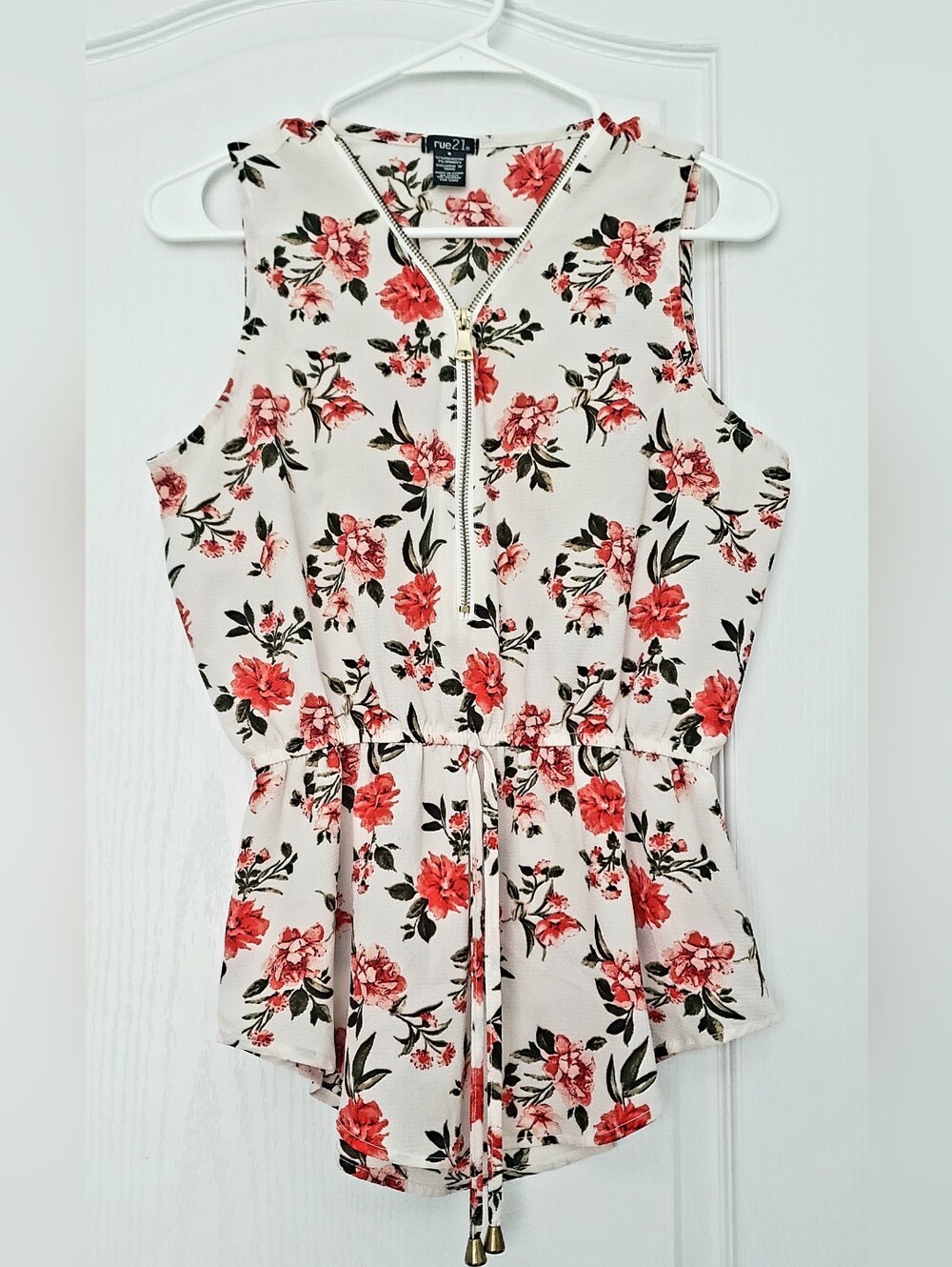 Rue21 Cream Floral Zip-Front Sleeveless Camisole
